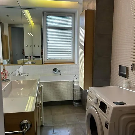 Penthouse Na Wylacznosc - Taras Z Jacuzzi - Stadion Narodowy - Saska Kepa Do 8 Osob דירה *