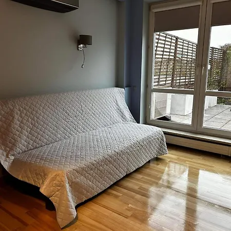 Apartment Penthouse Na Wylacznosc - Taras Z Jacuzzi - Stadion Narodowy - Saska Kepa Do 8 Osob Warsaw