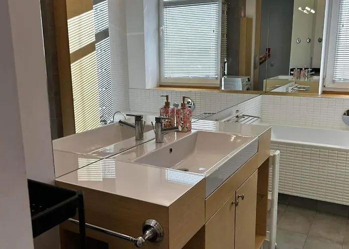 Penthouse Na Wylacznosc - Taras Z Jacuzzi - Stadion Narodowy - Saska Kepa Do 8 Osob Апартаменты
