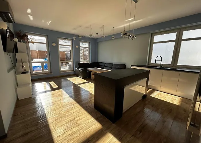 Penthouse Na Wylacznosc - Taras Z Jacuzzi - Stadion Narodowy - Saska Kepa Do 8 Osob Lejlighed Warszawa